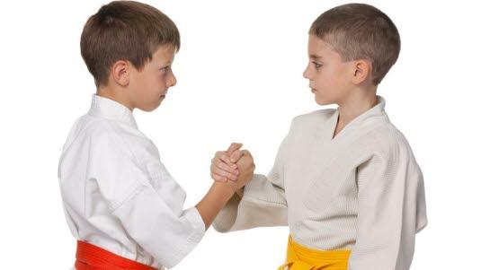 - Alle profiterer på at de må ha respekt for andre mennesker. Illustrasjonsfoto: Colourbox