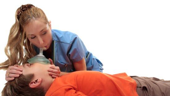 bevisstløs, barn, førstehjelp.jpg