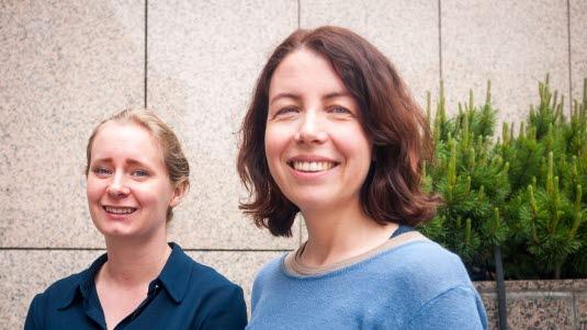 Mona Renolen (til hyre) og Lotte Cathrin Andersen