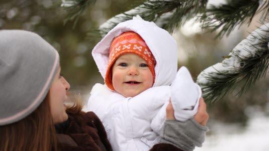 baby,barn,vinter,snø.jpg