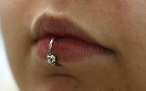 Piercing i leppa