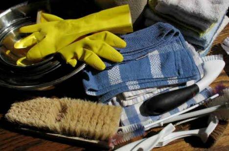 Cleaning-tools650x430